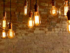 E14-LED-Lampen mit warmen Lichtfarben